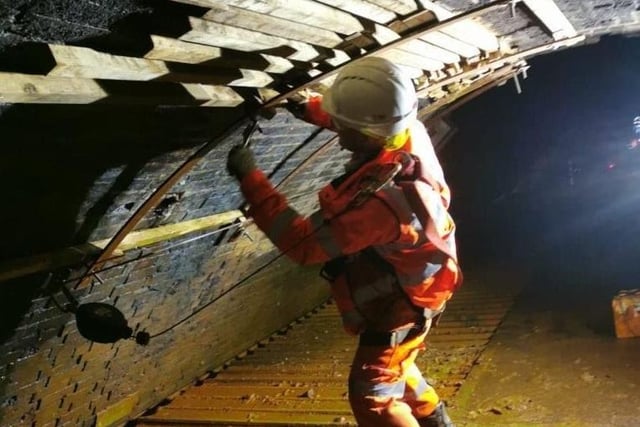 Wrokers repair brickwork in Clayton Tunnel. Picture: Network Rail Kent & Sussex.