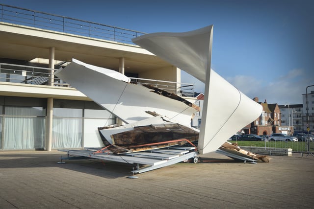 Damage to the bandstand at the De La Warr Pavilion in Bexhill due to Storm Eunice. SUS-220221-105936001