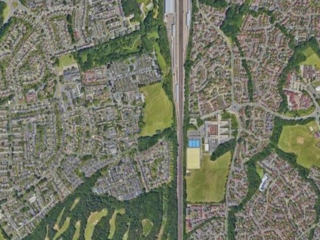 The average property price in Maidenbower West & Furnace Green was £338,250.