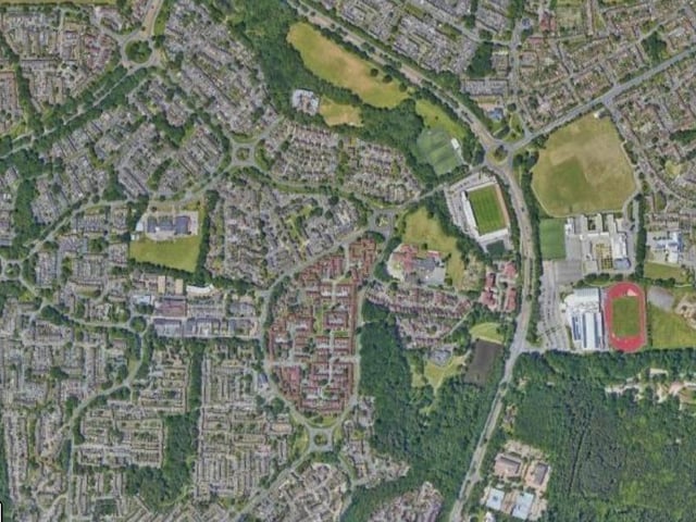 The average property price in Broadfield East was £259,000.