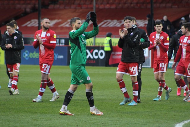 Glenn Morris claps the fans. Crawley Town v Scunthorpe United. Picture by Cory Pickford SUS-220503-184451004