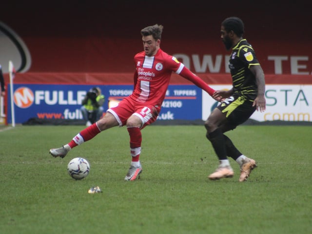 Tyler Frost. Crawley Town v Scunthorpe United. Picture by Cory Pickford SUS-220503-184352004