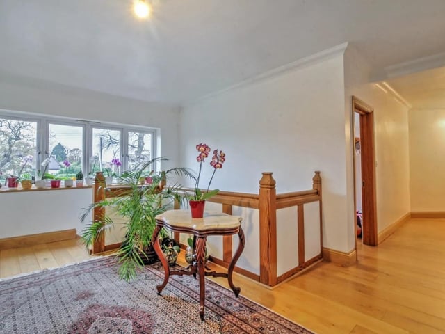 Goffs Park Road, Crawley RH11 SUS-220803-112203003