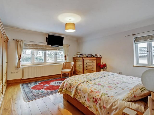 Goffs Park Road, Crawley RH11 SUS-220803-112153003