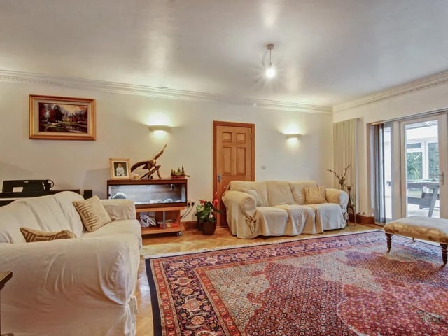 Goffs Park Road, Crawley RH11 SUS-220803-112343003