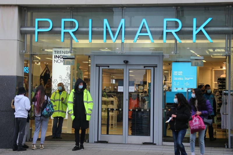 Shoppers flock to Primark in Brighton