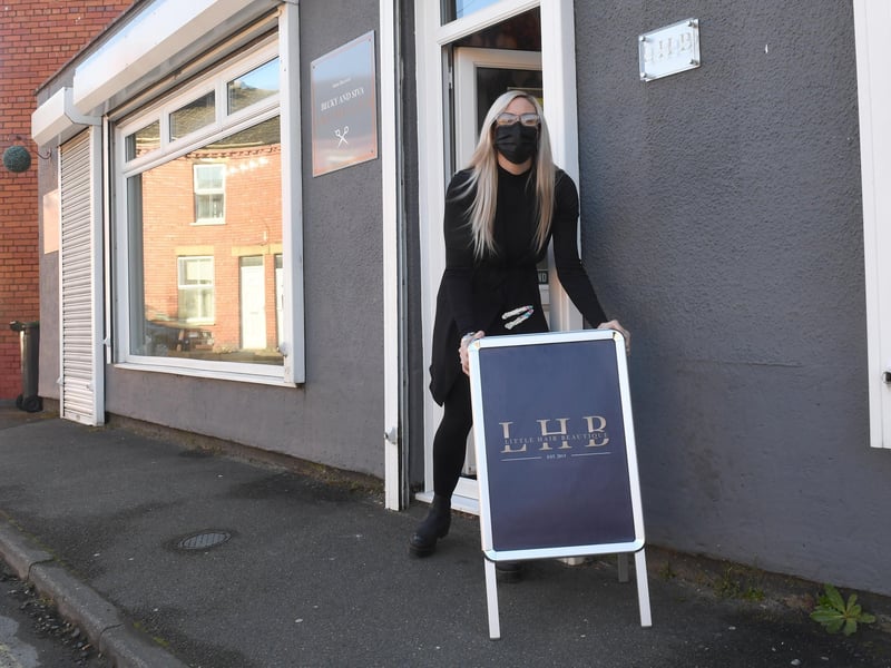 Little Hair Boutique. Becky Arumugam EMN-211204-175622001