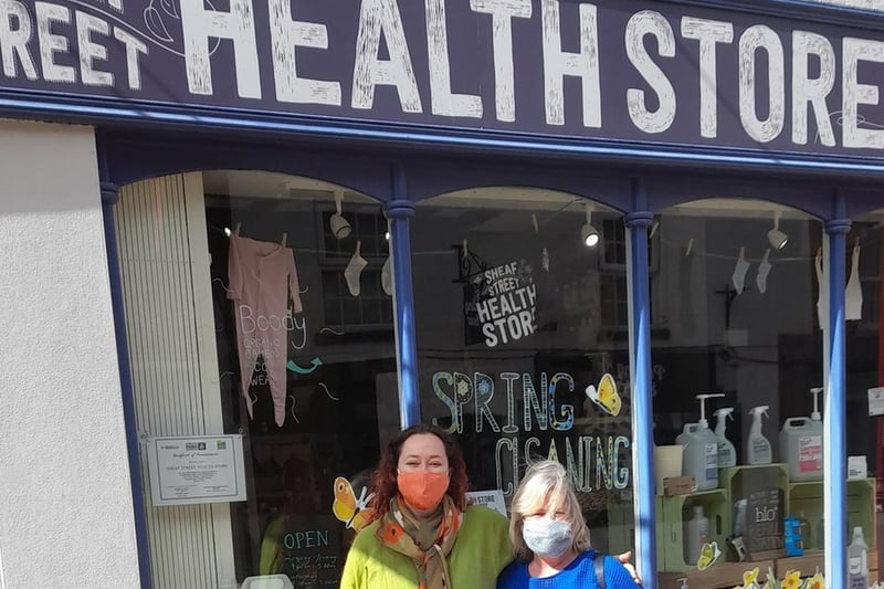 Flying the flag for Daventry are Holly Thallon Steenson and Lorna White, outside Sheaf Street Health Store.
Holly and Lorna both work at ethical vitamin company Viridian Nutrition and are members of  Daventry Retail Forum.