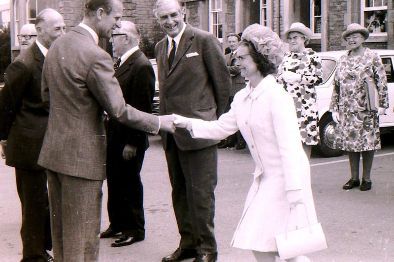Prince Philip on his tour of Sleaford in 1975, meeting civic leaders. EMN-211204-152323001
