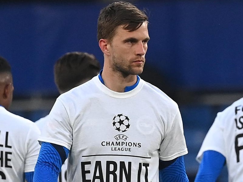The return of Adam Webster meant Joel Veltman was playing in his favoured position at right wing-back. Good performance from the Dutchman who made a number of important tackles and looked to cause problems going forward