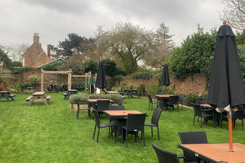 Traditional country pub, The Sun Inn - situated in Hardingstone - have reopened their spectacular garden to serve up scrumptious food and an array of drinks!