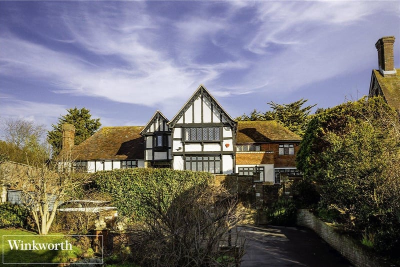 This magnificent property oozes splendour and timless beauty, adorned with exposed wood beams, stained glass windows and plenty of rooms and located by a golf course and top independant schools. Price: £2,500,000.