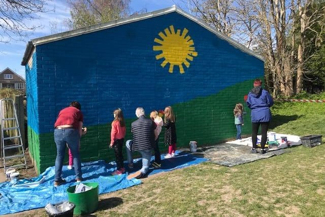 Community creates colourful mural in Miswell Park
