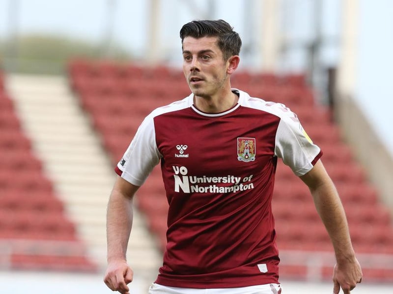 Wasted a one-on-one chance for the second week in a row, though this time he was unlucky to lose his footing with only Maxwell to beat. Easily beaten to the ball in the build-up to Blackpool's opener and withdrawn at half-time... 4.5