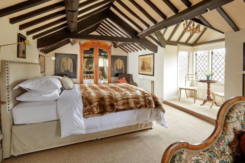 Bedroom at the Manor House in Sibford Gower (Image from Rightmove)
