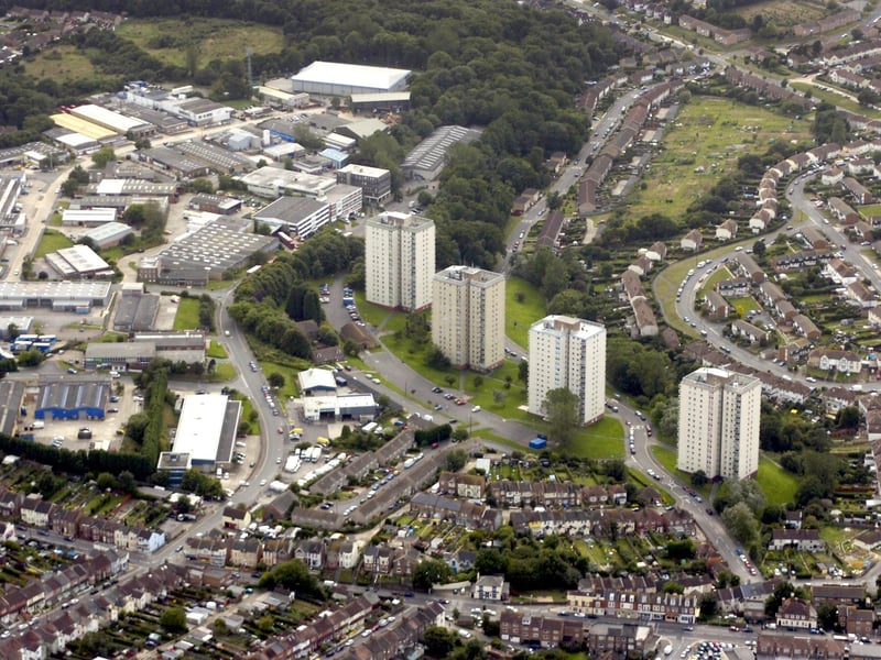 Aerial photos 2005: St Leonards, Stonehouse Drive SUS-210403-160657001