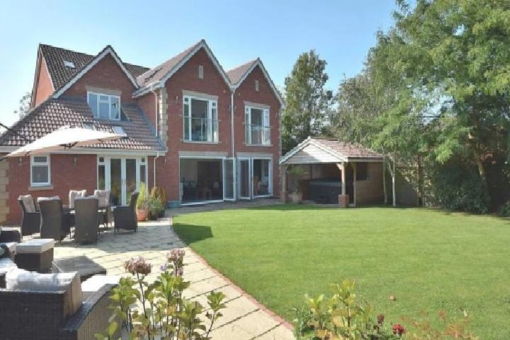 The property boasts a giant back garden, offering a perfect space for children to play and exercise.