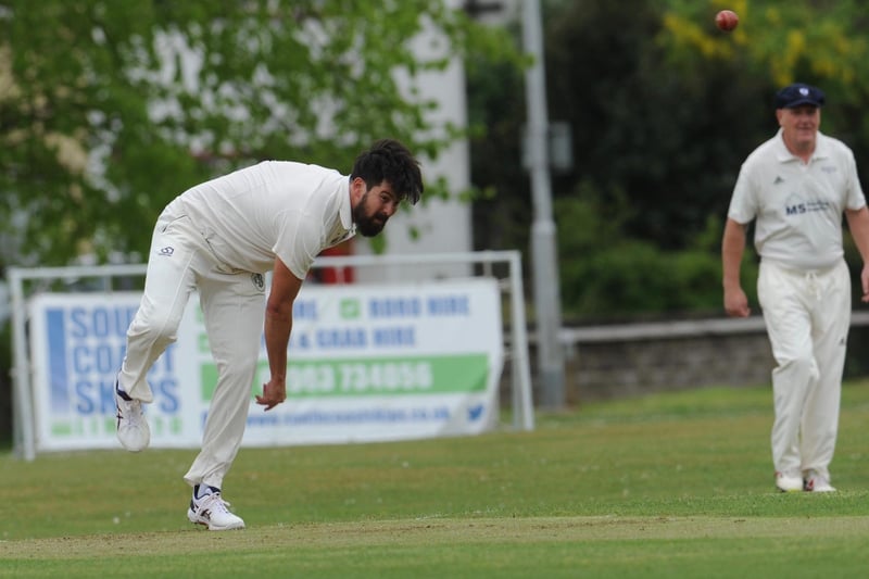 Action from Broadwater CC's win over Henfield CC / Picture by Stephen Goodger