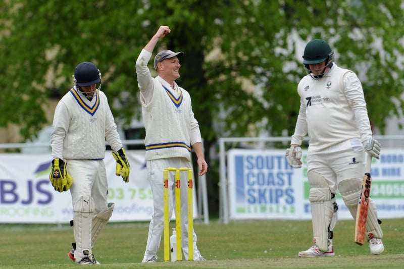 Action from Broadwater CC's win over Henfield CC / Picture by Stephen Goodger