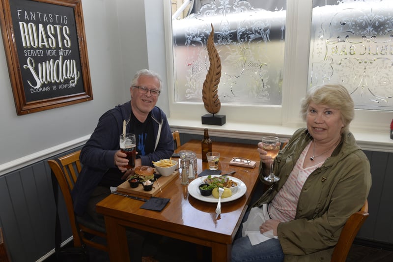 People in Eastbourne are enjoying themselves in pubs, restaurants and hotels after the easing of lockdown restrictions (Photo by Jon Rigby) SUS-210517-151338001