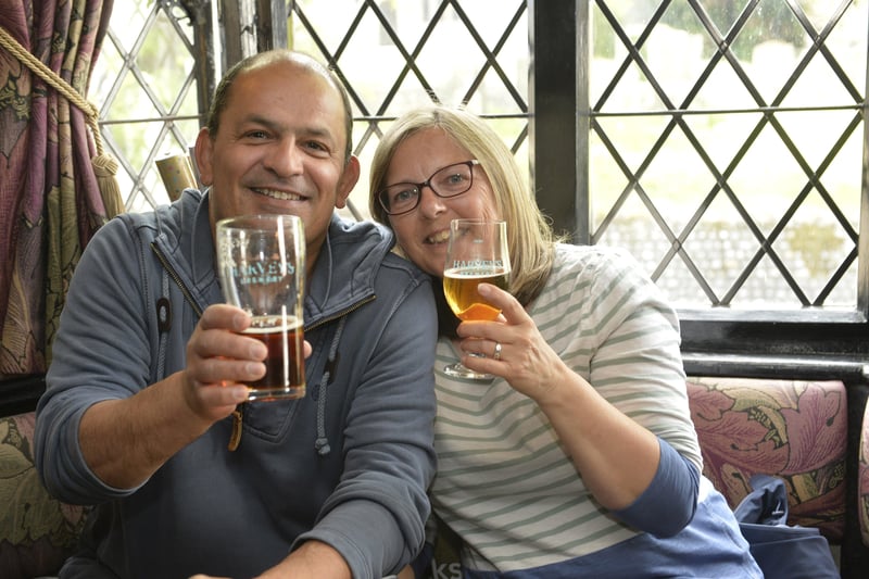 People in Eastbourne are enjoying themselves in pubs, restaurants and hotels after the easing of lockdown restrictions (Photo by Jon Rigby) SUS-210517-151414001
