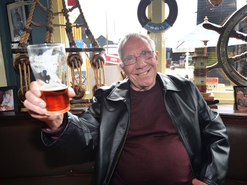 People enjoying being able to meet up inside pubs, cafes and restaurants again after the easing of lockdown restrictions on May 17. Photos taken in Hastings.
The Dolphin Inn SUS-210517-143439001