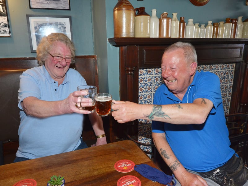 People enjoying being able to meet up inside pubs, cafes and restaurants again after the easing of lockdown restrictions on May 17. Photos taken in Hastings.
The Dolphin Inn SUS-210517-143425001