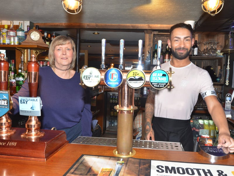 People enjoying being able to meet up inside pubs, cafes and restaurants again after the easing of lockdown restrictions on May 17. Photos taken in Hastings.
Anchor Inn SUS-210517-143625001