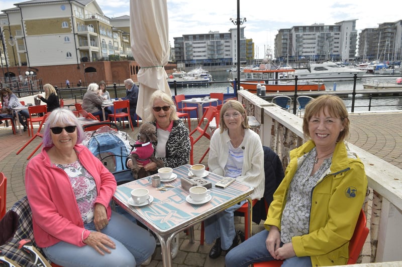 People in Eastbourne are enjoying themselves in pubs, restaurants and hotels after the easing of lockdown restrictions (Photo by Jon Rigby) SUS-210517-150811001