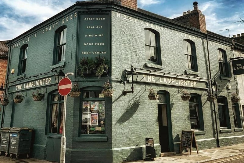 The Lamplighter is a traditional pub that offers a variety of pub classics and is renowned for their homecooked food, sunday roasts and specials. Be sure to check out their popular Vegan Tapas nights on Tuesdays. To make reservation, call 
01604 631125.