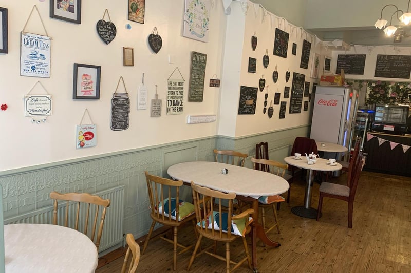 If you fancy a light lunch, pay a visit to The Sandwich Bar in Gold Street! They have freshly made sandwiches, rolls, wraps and baguettes as well as hot food including breakfast rolls, jacket potatoes and chilli nachos. For more information, call 01604 947500.