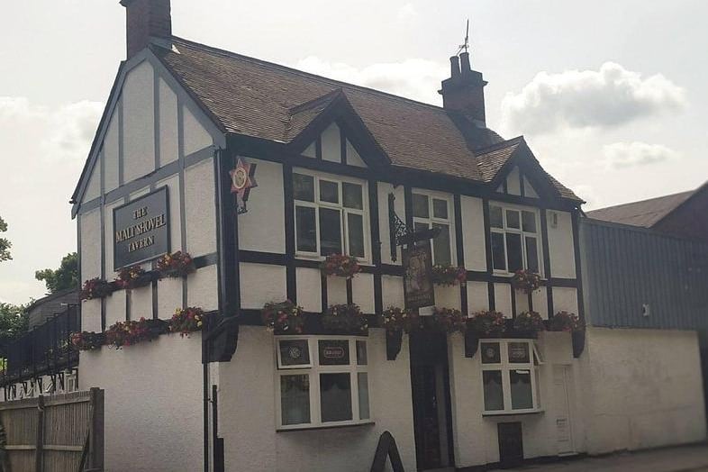 The Malt Shovel Tavern can be found opposite the Carlsberg brewery close to the town centre. This popular pub has won many awards over the years, including local CAMRA pub of the year on numerous occasions. It features real cider, local ale, Belgian draught and has bottled beers available.