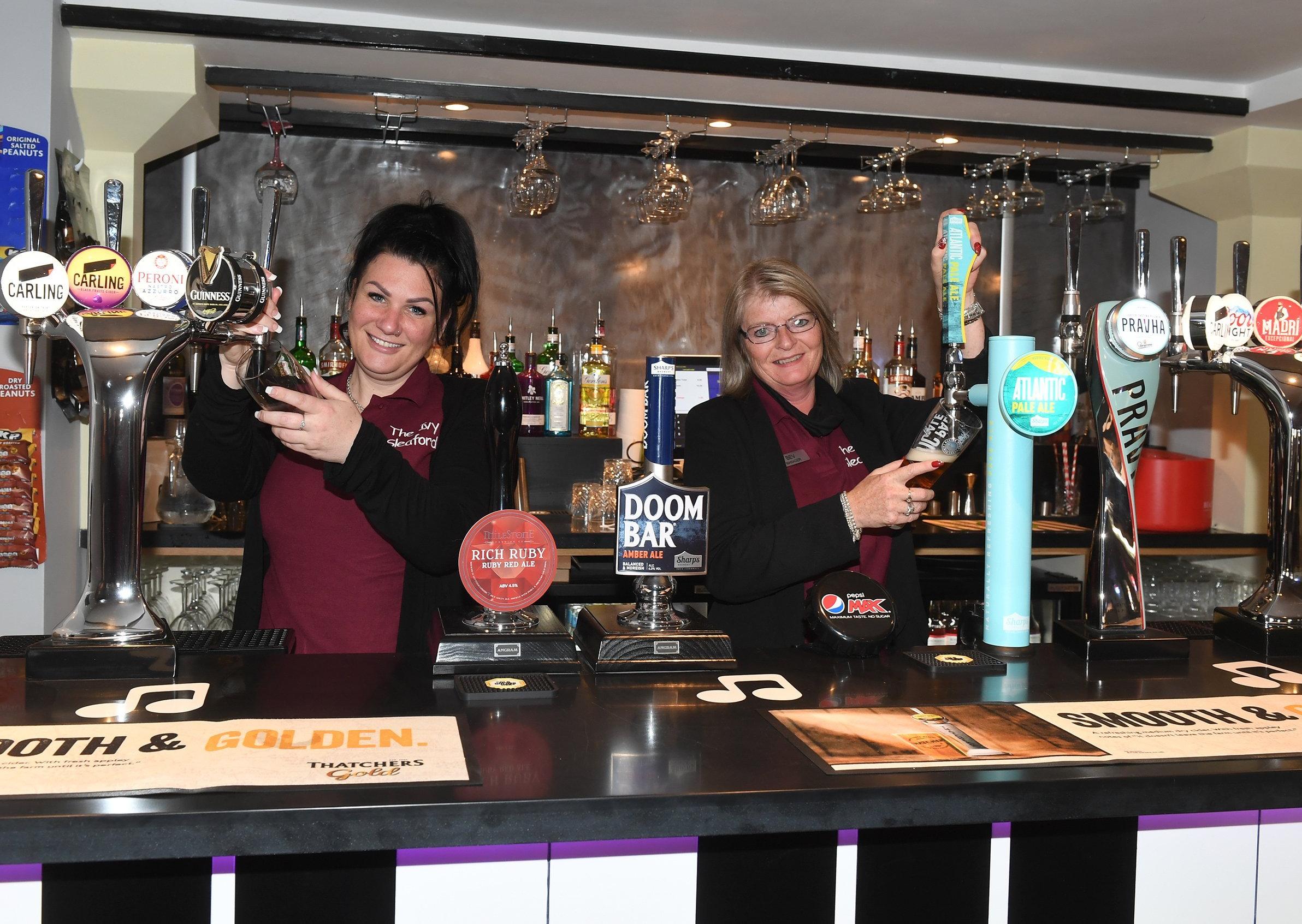 The Ivy opens in Sleaford. Managers L-R Emma Woods and Bev Sambridge. EMN-210528-093351001