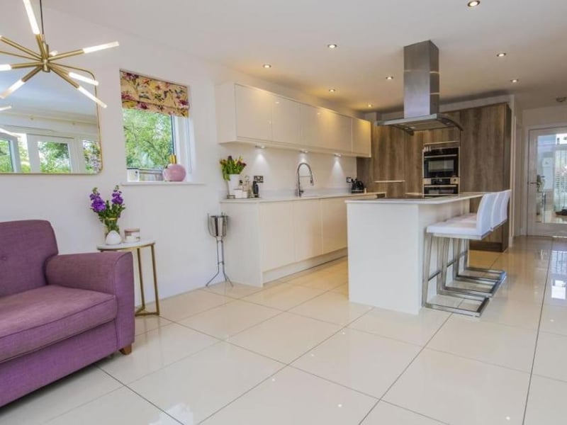 Lake Drive, Weldon, £625,000. Marketed by Oscar James on rightmove.