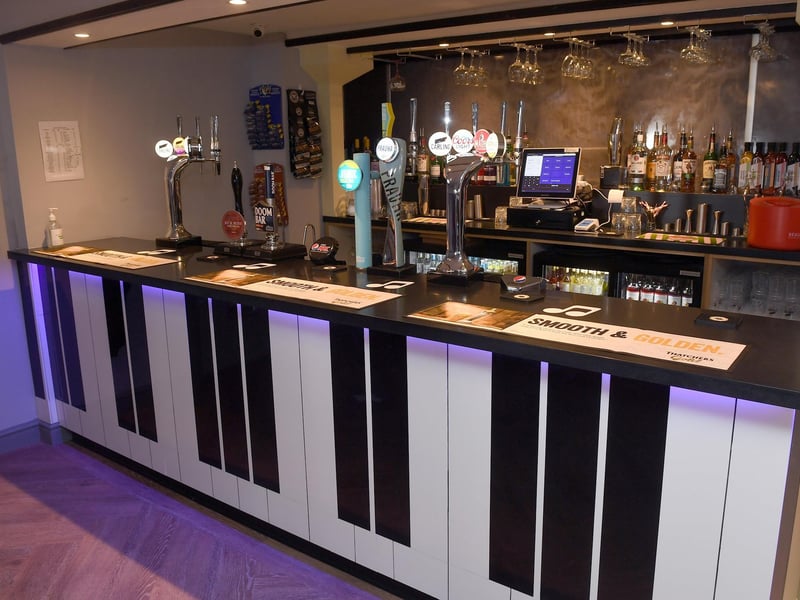 The Ivy opens in Sleaford. EMN-210528-093412001