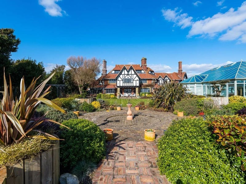 Aldwick Hundred, Craigweil Lane, Aldwick