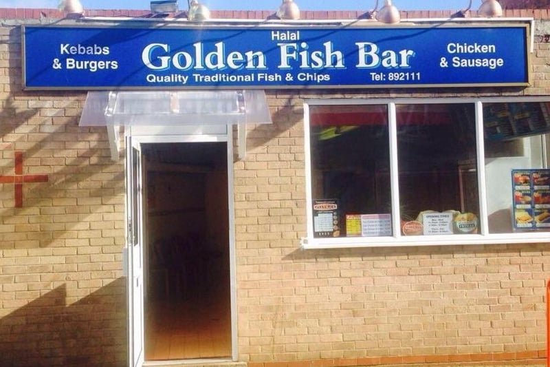 Golden Fish Bar at West Town sGScEZtPxmtXzdjqyBTC