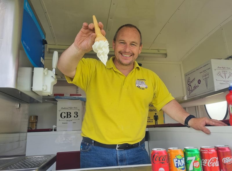 Neil Huskisson of Huskies Ices and Huskies Hot Food is first on site at 4.30am. He has been a regular on the same pitch for eight years and knows the ropes. Even his icecream knows its place.