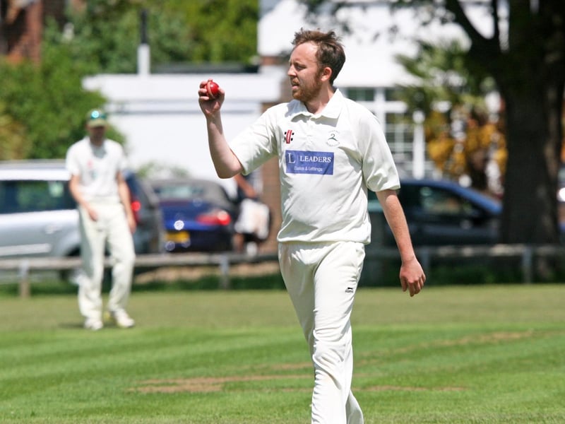 Scott Pedley prepares to bowl for Lindfield