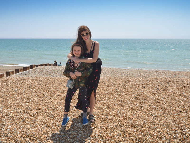 People enjoying the sun on St Leonards seafront, June 6 2021. SUS-210606-142353001