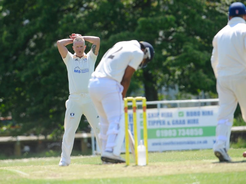 Action from Broadwater v Worthing in division three west of the Sussex Cricket League / Picture: Stephen Goodger