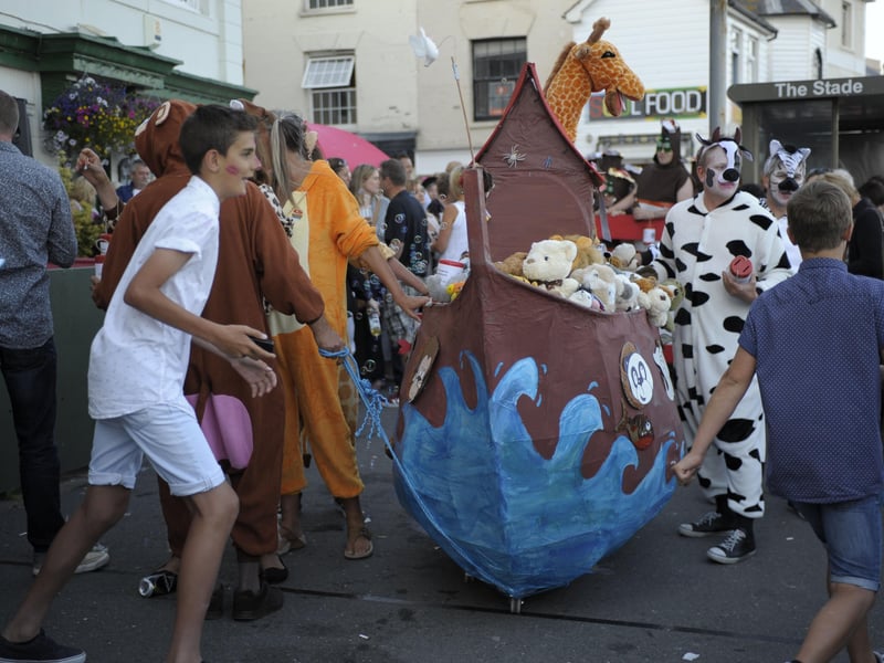 Hastings Old Town Carnival Week 2014: Pram Race.
This event took place on Wednesday, July 30. Photo by Frank Copper SUS-211105-105357001
