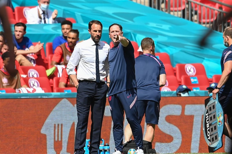 Gareth Southgate and assistant Steve Holland discuss tactics