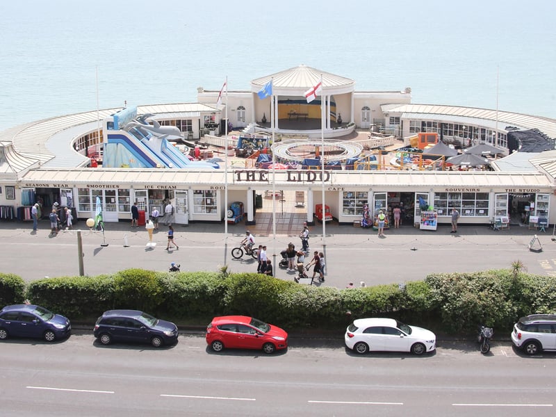Bill Nighy was filming at Worthing Lido this week. Other actors were seen wearing what looked to be 1950s clothing.