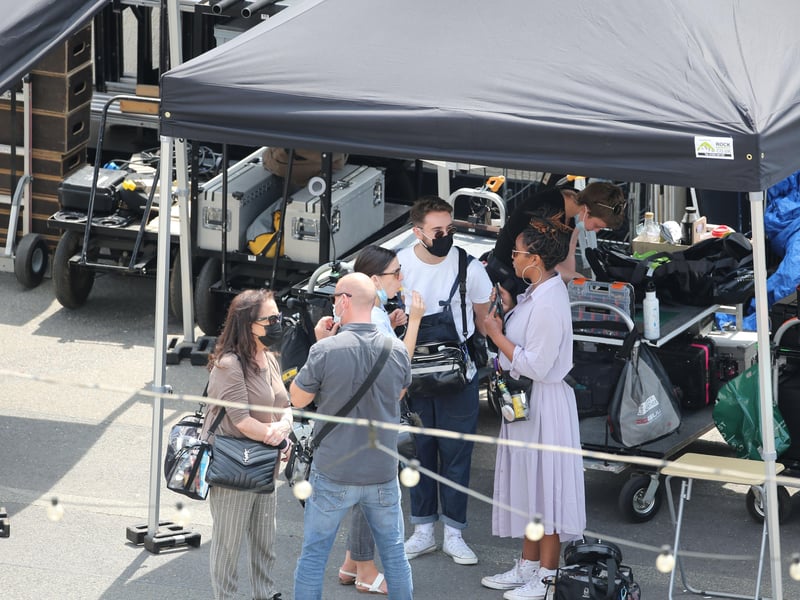 Bill Nighy was filming at Worthing Lido this week. Other actors were seen wearing what looked to be 1950s clothing.