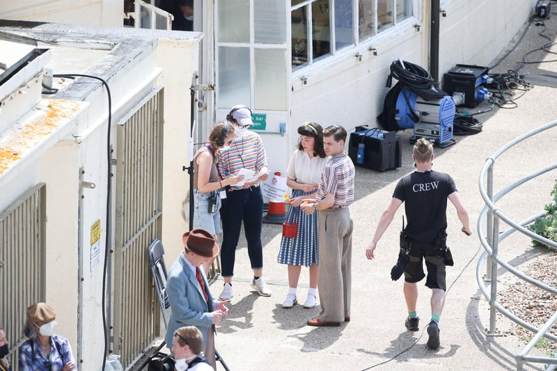 Bill Nighy was filming at Worthing Lido this week. Other actors were seen wearing what looked to be 1950s clothing.