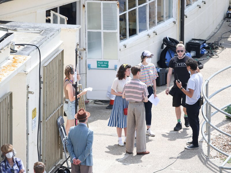 Bill Nighy was filming at Worthing Lido this week. Other actors were seen wearing what looked to be 1950s clothing.