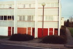 Netherfield, with its terraced flat-roofed houses, was one of the earliest completed rental housing grid squares in Milton Keynes. Built between 1972 and 1977, its1,043  houses formed the largest rental scheme in the city. The first houses were available in 1974 and by 1981 2,650 people had moved in, making it the fourth largest new housing community in Milton Keynes. 
Today the estate is badly in need of regeneration.