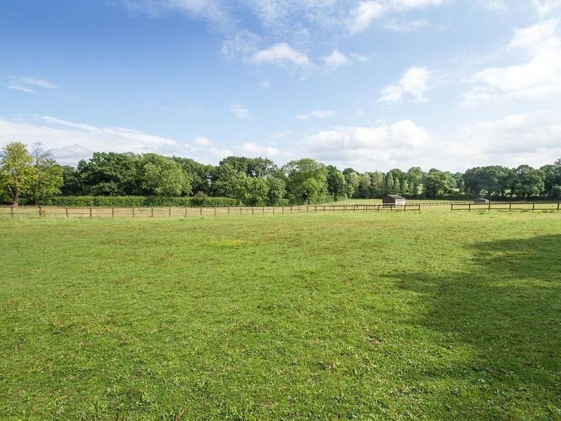 Warnham Lodge Farm, near Horsham, via Zoopla