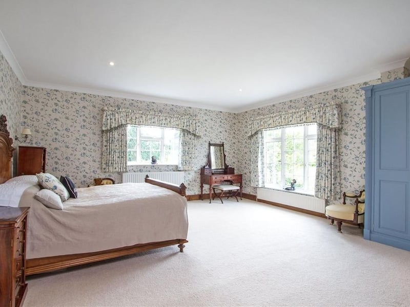 Warnham Lodge Farm, near Horsham, via Zoopla